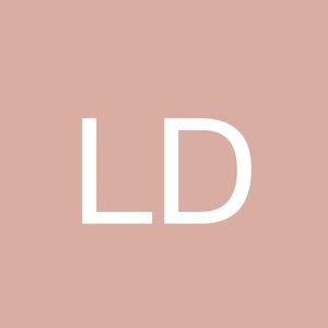 Meet your Posher, Leila